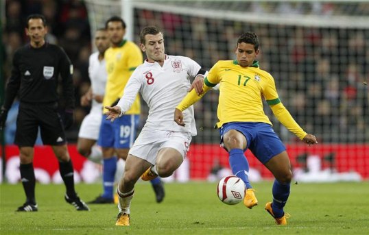 England and Arsenal midfielder Jack Wilshere is ready to show the world he can handle the pressure of being the game's rising star.
