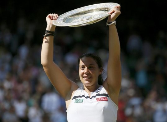 Wimbledon champion Marion Bartoli has retired from tennis through injury less than six weeks after landing the SW19 title.
