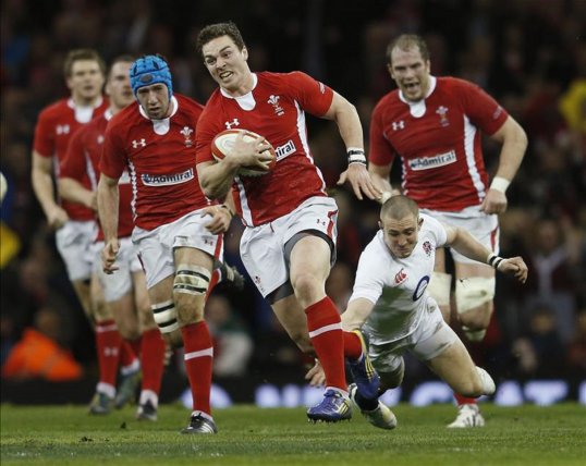 The Welsh Rugby Union has launched an attack on the four professional regions, and accused the Scarlets of actively seeking to offload star wing George North without first informing the player.
