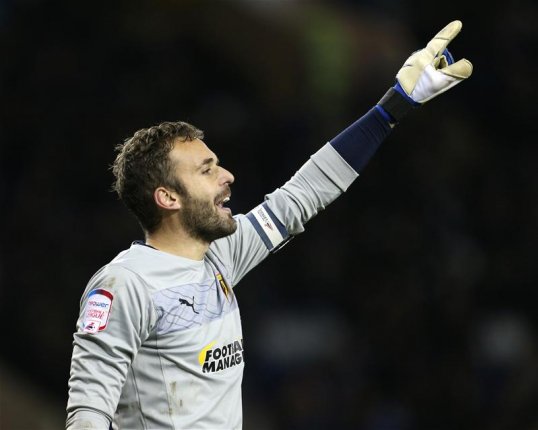 Watford goalkeeper Manuel Almunia thinks his manager Gianfranco Zola has what it takes to succeed in the Premier League should they earn promotion on Monday.